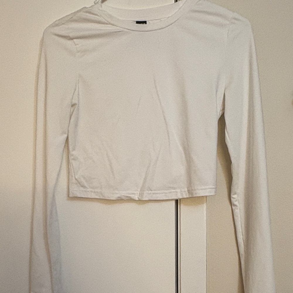 SHEIN White Long Sleeve Crop Top